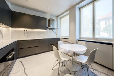 CO-EXCLUSIVITÉ - HOTEL PARTICULIER D'EXCEPTION AU CENTRE DE GENEVE