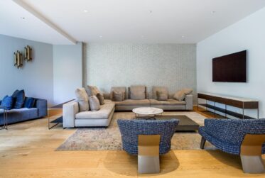 CO-EXCLUSIVITÉ - HOTEL PARTICULIER D'EXCEPTION AU CENTRE DE GENEVE