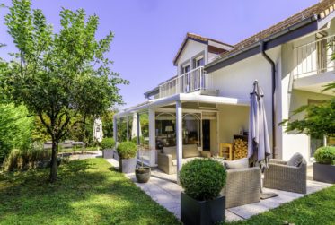 VÉSENAZ - VILLA INDIVIDUELLE AVEC 4 CHAMBRES À COUCHER