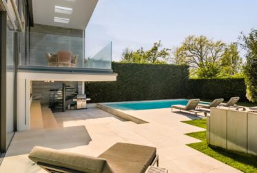 ANIÈRES - VILLA CONTEMPORAINE AVEC ACCÈS PRIVÉ AU LAC