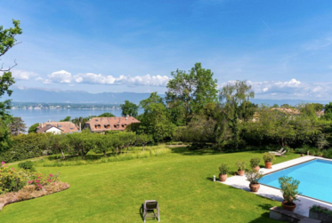 COLOGNY - VILLA D'EXCEPTION AVEC VUE IMPRENABLE SUR LE LAC