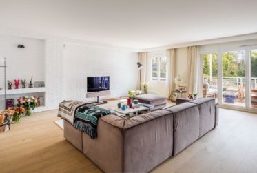 COLOGNY - MAGNIFIQUE APPARTEMENT DANS UN CADRE VERDOYANT