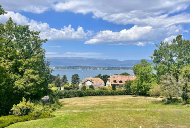 COLOGNY - VILLA D'EXCEPTION AVEC VUE IMPRENABLE SUR LE LAC