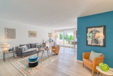 CAROUGE - APPARTEMENT 4 PIÈCES ENTIÈREMENT RÉNOVÉ