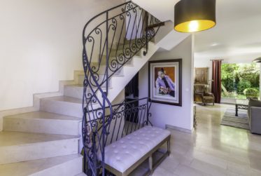 VÉSENAZ - VILLA INDIVIDUELLE AVEC 4 CHAMBRES À COUCHER